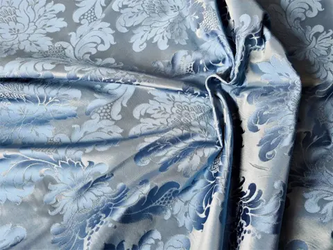 Betoverende stof San Leucio - enkel restant 500x140 cm (Double Face) - Hars/polyester, Katoen, Zijde - 21e eeuw