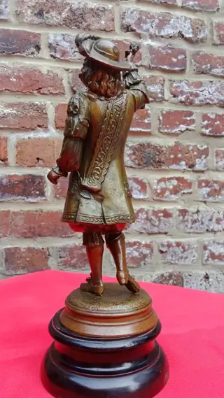 Beeld (2) - Art Nouveau - Zinklegering