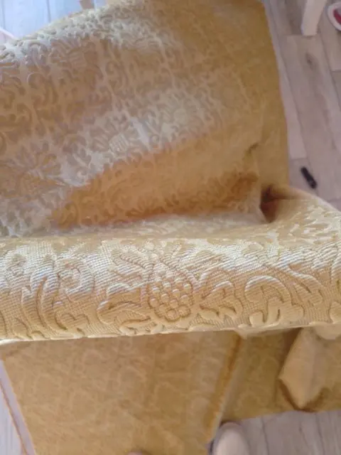 prachtige fluwelen stof met borduursel 300 x 150 cm - Fluweel - Eind 20e eeuw