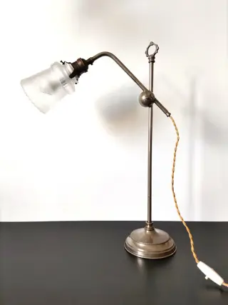 Antieke bureaulamp - messing, gietijzer, glas