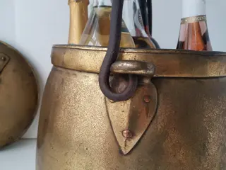 Antieke handgeklonken wijnkoeler / plantenbak / houtbak - Koper