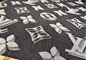 Vuitton cut 3D Denim garen geverfd verwerking 380 x 145 cm - Katoen - 21e eeuw