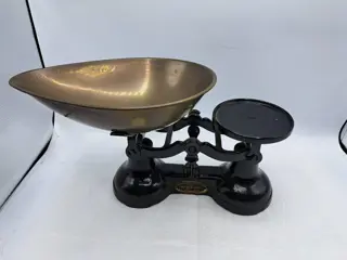 Thornton&Co/The Viking. - Weegschaal (2) - IJzer (gegoten/gesmeed), Messing