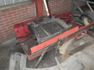 M f - 2620 motorkap en radiateur