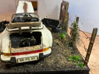 bburago - porsche 1/18 auto diorama (1) - metaal
