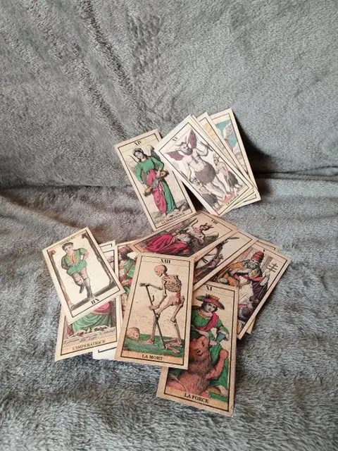 tarot dek - Karton