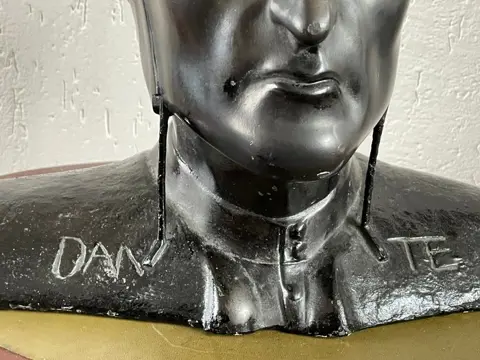 Buste Dante Alighieri - Gips