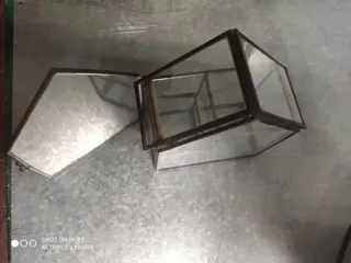 Presentatie vitrines (2) - Messing