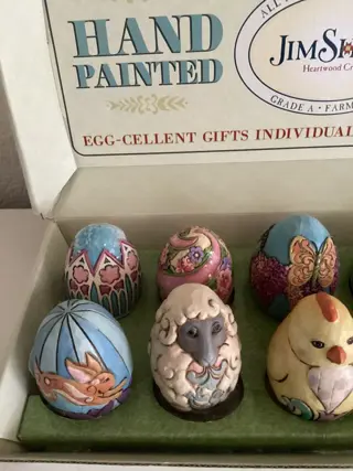 Jim Shore - Een doos met 12 Paaseieren van Jim Shore (13) - Polystone