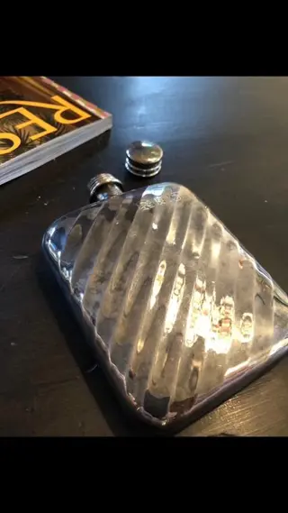 Heupfles / Hipflask (1) - Verzilverd / Silver plated