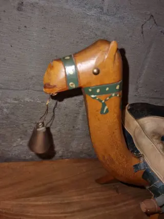 Vintage bank,kamelenzadel - Hout,koper,leder