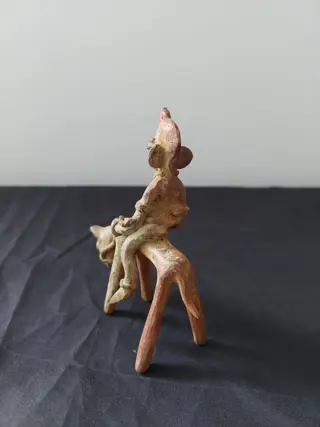 Beeld(je), vrouwelijke ruiter - Legering