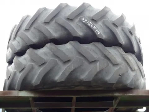 R38 Goodyear 18.4/38