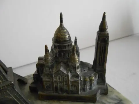 Beeldjes, Miniatuur (4) - Gepatineerd brons, Koper, Tin