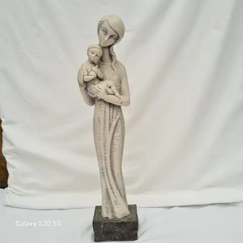 50 cm - Maria en kindje Jezus - 3.3 Kilo - Steen/Graniet