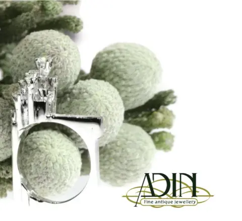 Sublieme design trouwring uit het vintage tijdperk.