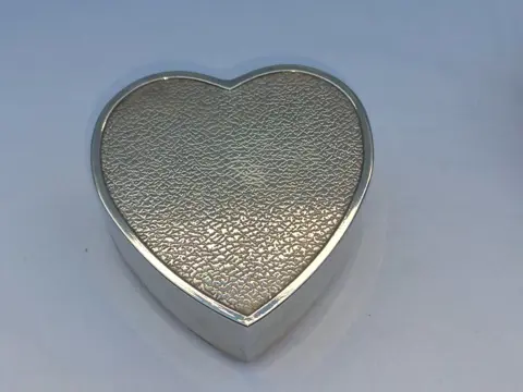 Juwelendoosje (2) - Art Deco - Brons (verguld/verzilverd/gepatineerd/koud geschilderd)