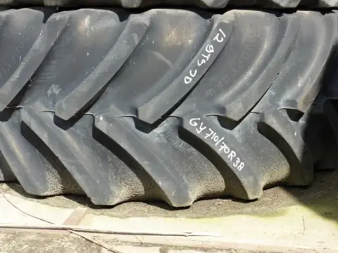 R38 Goodyear 710/70R38