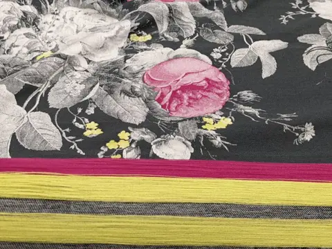 Spectaculaire "getrimde" wol Enzo degli Angiuoni fil coupè - 520 x 140 cm - Viscose katoen PES - 21e eeuw