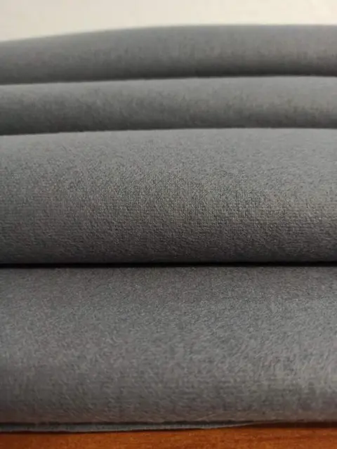 750 x 150 cm - Engelse wollen stoffen stof - Hars/polyester, Wol - 21e eeuw