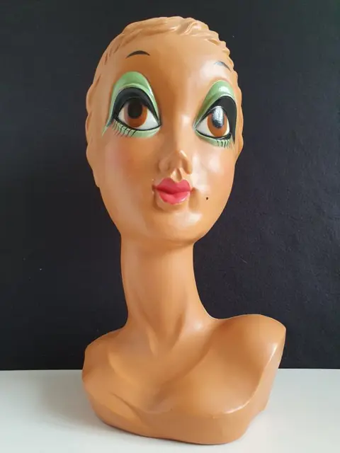 Twiggy mannequin display - Art Deco - Plastic