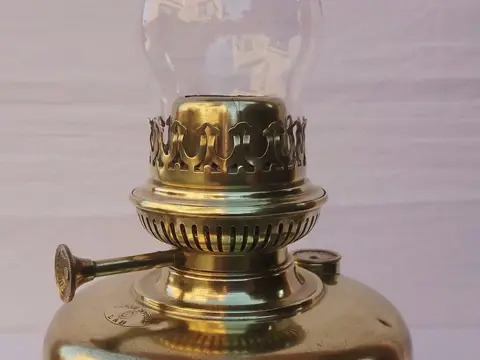 Joseph Lempereur & Lambert Bernard - Koperen olielamp - Brevete L&B (1) - Koper, Glas