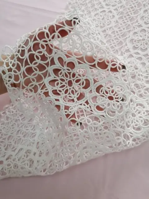 Spectaculaire tafelloper handgeborduurd 38x130 cm - Linnen - 21e eeuw