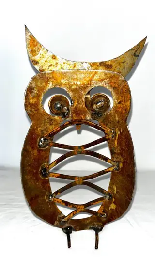Sculptuur vertegenwoordigen een uil - Ijzer