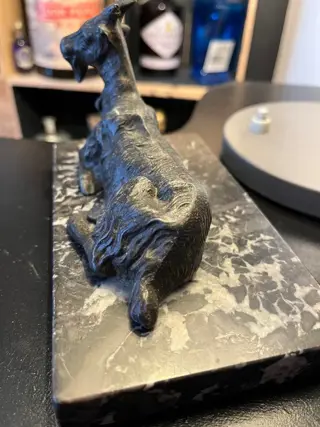 Art Deco beeldje - Art Deco - Gepatineerd brons, Marmer