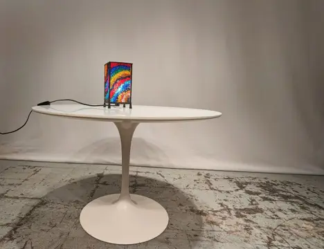 Tafellamp, regenboog lampje - Pop Art - kunststof korrels