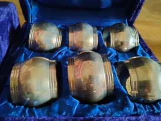 napkin rings (12) - Verzilverd