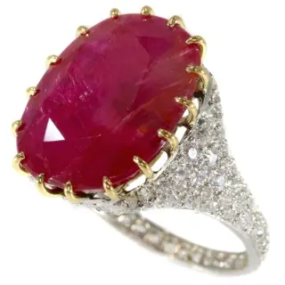 Vintage Ruby Delight: 13.5ct Untreated Ruby in Art Deco Ring