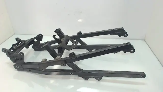 ACHTER SUBFRAME Kawasaki ZX 7 R 1996 - 2002