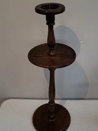 Lot van houten vintage kandelaars in diverse uitvoeringen (8) - Hout