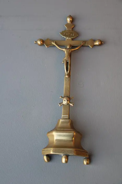 staande halfronde kruisen (3) - Messing