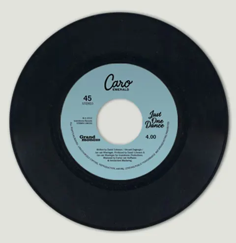 Single: Emerald, Caro - Just One Dance