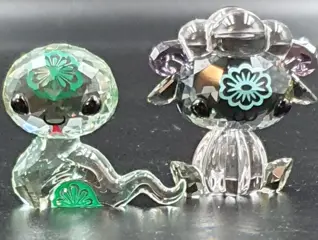 Swarovski - Lovlots - Zodiac - Hebi de slang 5004618 - Me Me the Sheep 5004521 - in doos (2) - Kristal