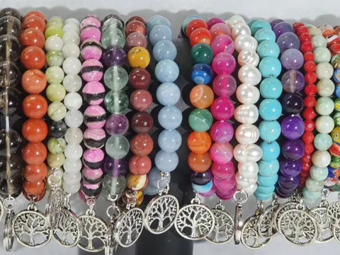 23 Levensboom armbanden (23) - Aquamarijn, lapis lazuli, jaspis, zoetwaterparels, fluoriet, azuriet-malachiet, agaat, onyx...