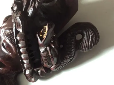 chinees masker (1) - palissander bot