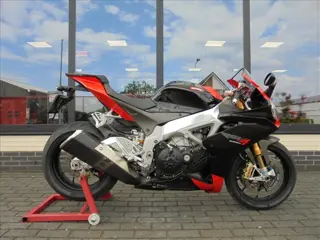 Aprilia RSV 4 FACTORY ÖHLINS