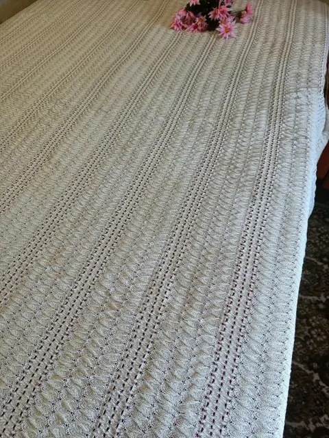 Grandioos gehaakt dekbed of handdoek - 220 x 190 cm - Hars/polyester, Katoen - Eind 20e eeuw