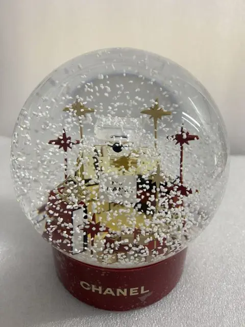 Chanel - sneeuwbal - Glas