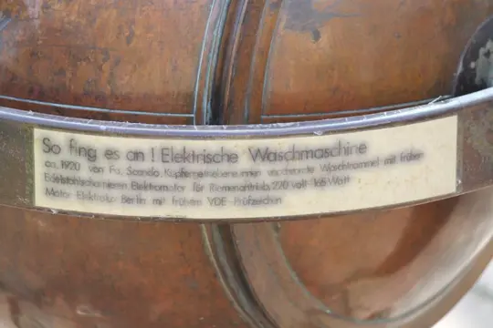 Eerste antieke elektrische wasmachine - ca. 1913 van Scando Gmbh Berlijn Duitsland - Koper