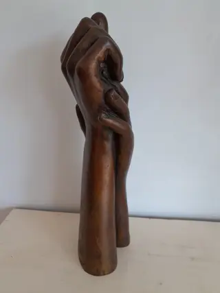 Mooi zwaar bronzen beeld van 2 handen - 34 cm - 3,9 kg - Brons