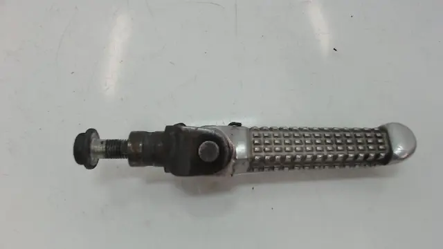 VOETSTEUN LINKS Suzuki GSX R 750 1996 - 2000