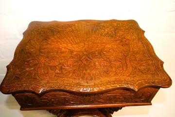 Indonesisch Naaitafeltje (1) - Hout (Eik)