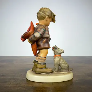 Hummel # 317 - Niet voor jou - TMK4 - Porselein