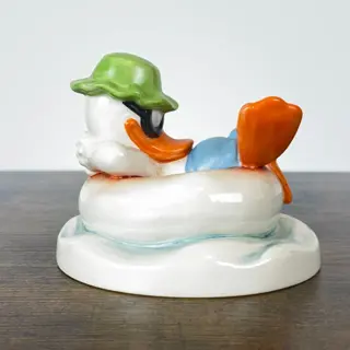 Goebel Disney Beeldje - Donald Duck 17 226 08 - TMK6 - Porselein