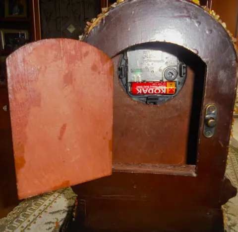 Schoorsteenklok (1) - Hout