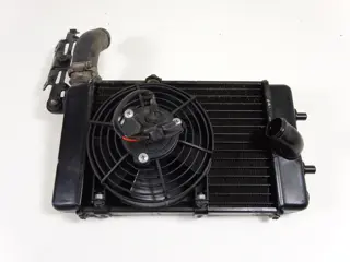 RADIATEUR Aprilia RST 1000 Futura 2001 - 2004